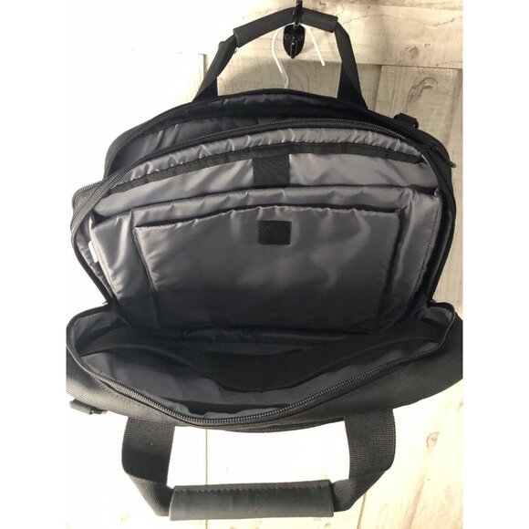 Targus Black Laptop Bag with Shoulder Strap & Lots of Pockets - Picture 3 of 5